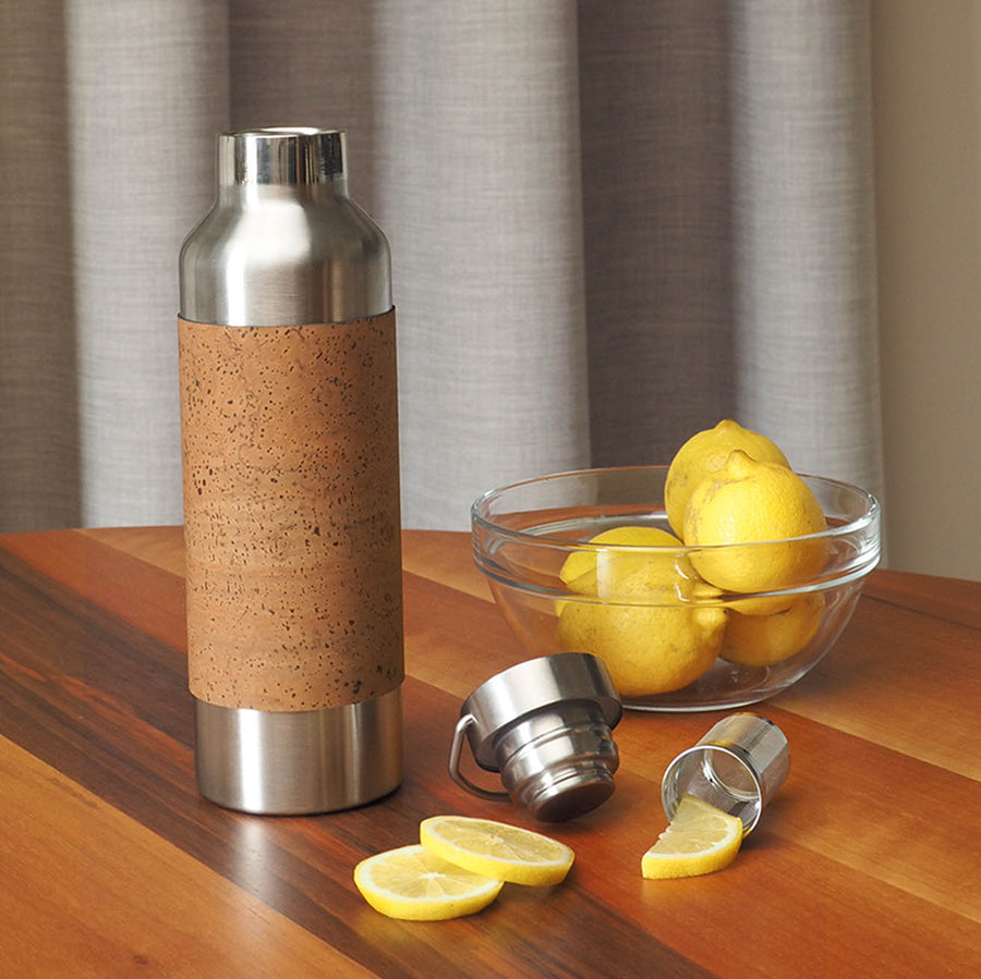 Edelstahl Trinkflasche 750ml mit Korksleeve